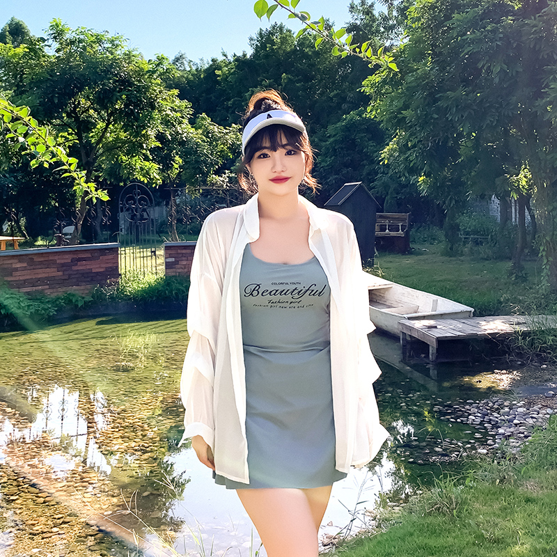 大码泳衣女微胖长袖显瘦遮肚分体三件套运动保守平角裤温泉游泳装