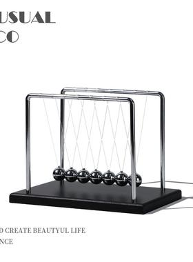 现代简约轻奢金属物理撞球平衡摆件卧室书房样板房售楼处桌面饰品