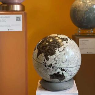 云环水泥底座宏微地球仪客厅书房桌面装 饰摆件生日节日礼物送老师