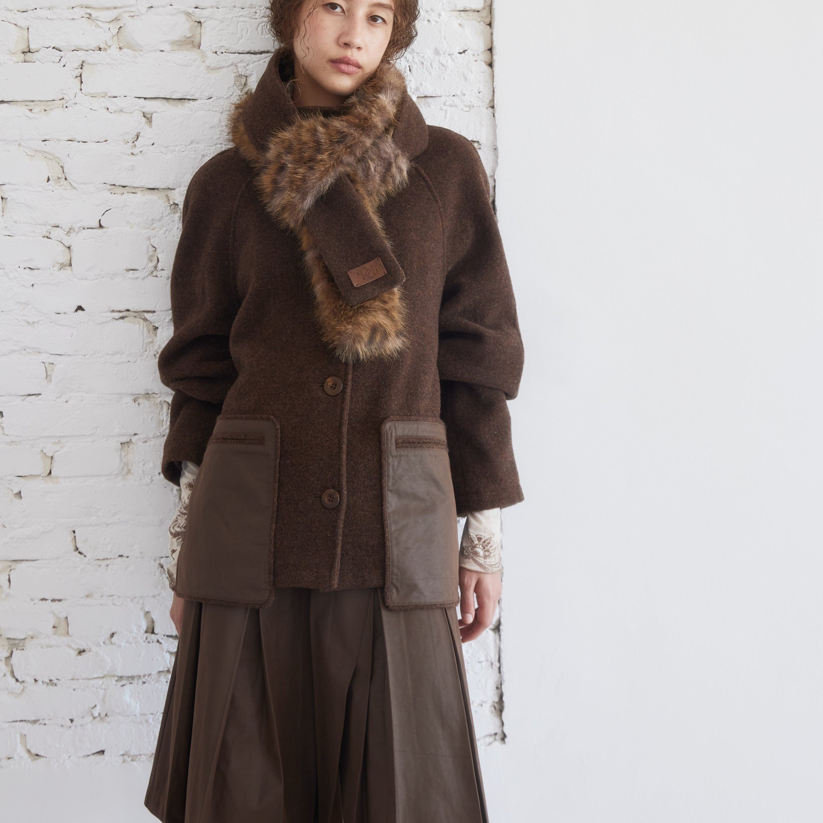 100%羊毛棕色毛呢大衣