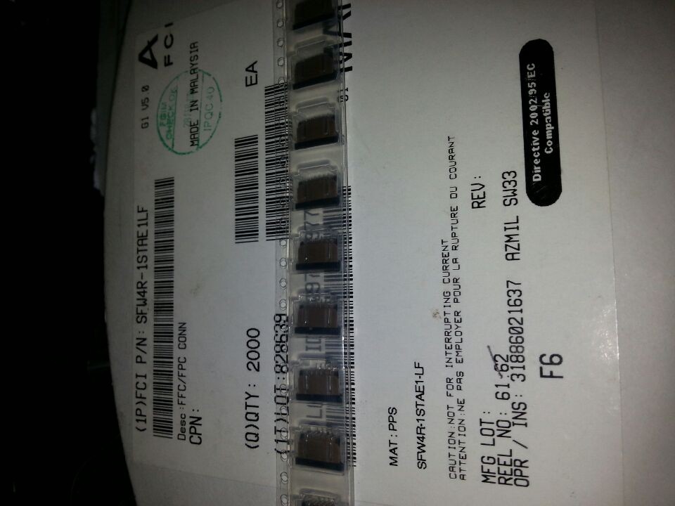 SFW4R-1STAE1LF 滑锁下接1mm间距4位黑盖子 FCI全新原装柜台现货