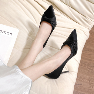 黑色细跟尖头高跟鞋 气Z质职业单 女春秋学生十八岁细跟小众礼仪鞋