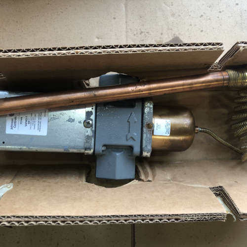 议价JOHNSON ConTROLS控制阀V47AD-1  SET29A-679  735075404