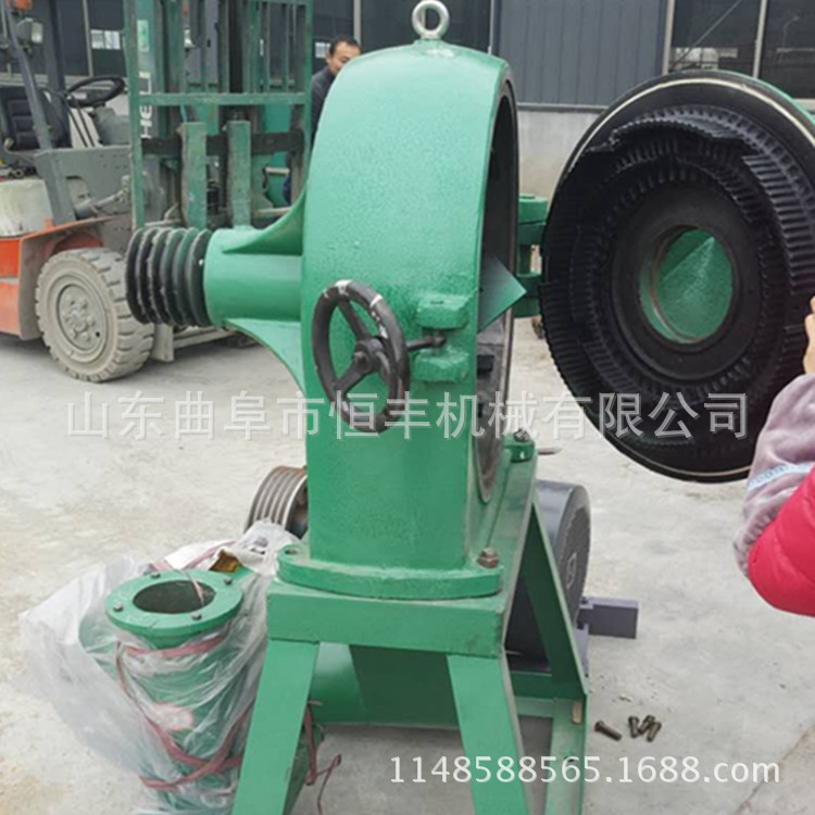 谷物粉碎机盐鸡精粉碎机玉米面粉加工研磨打粉设备厂家直销