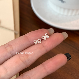 素泊集s999纯银蝴蝶结耳钉女小众感高级耳环日常精致耳饰睡觉免摘