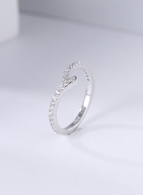 型设计指环镶钻镀金时尚个性轻奢