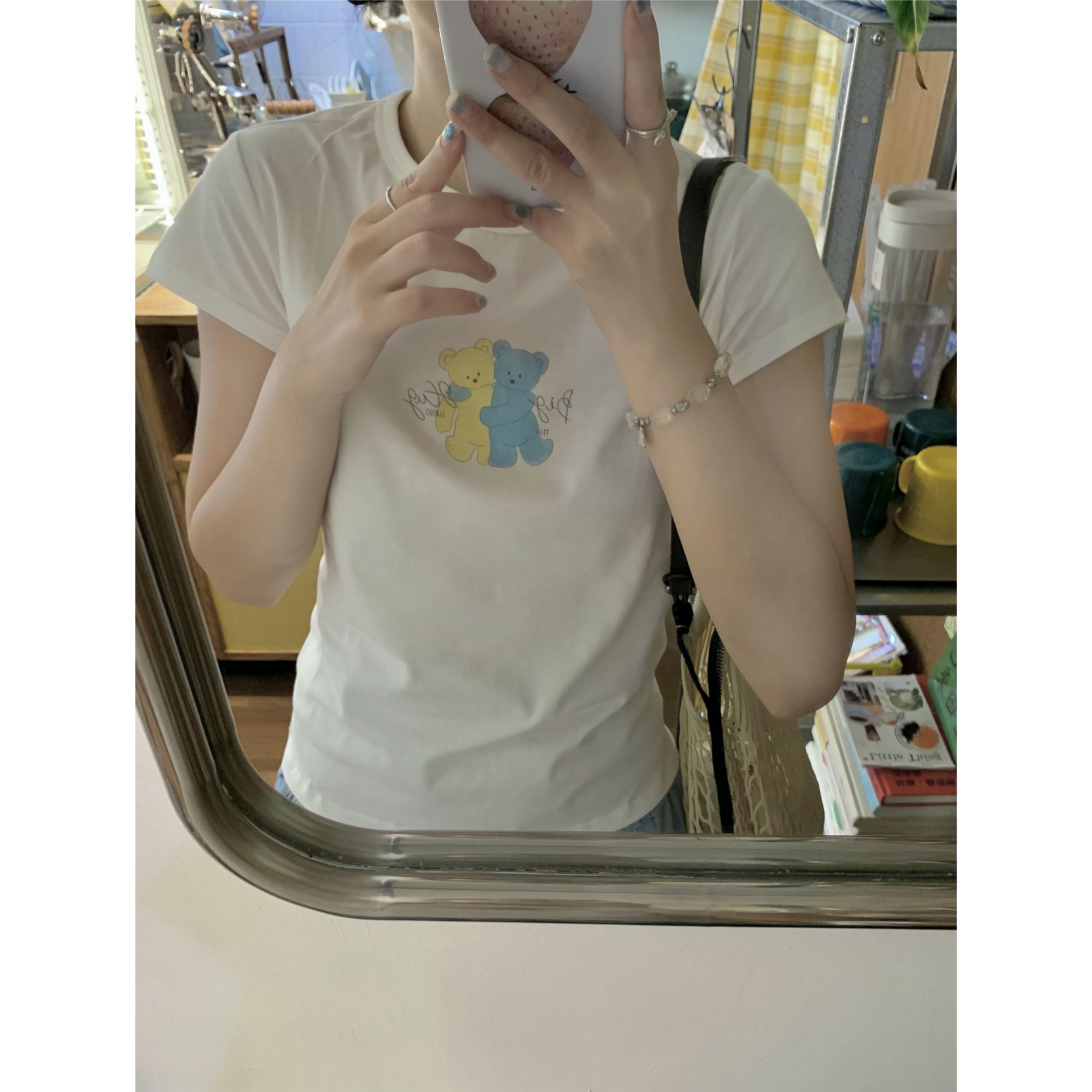 夏季小熊咪印花正肩短款T恤女