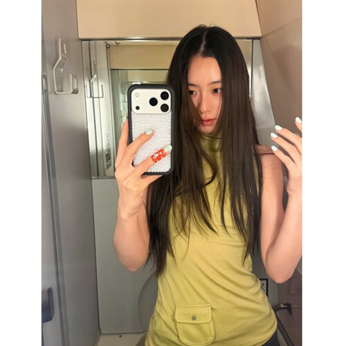韩系御姐风半高领修身无袖女背心