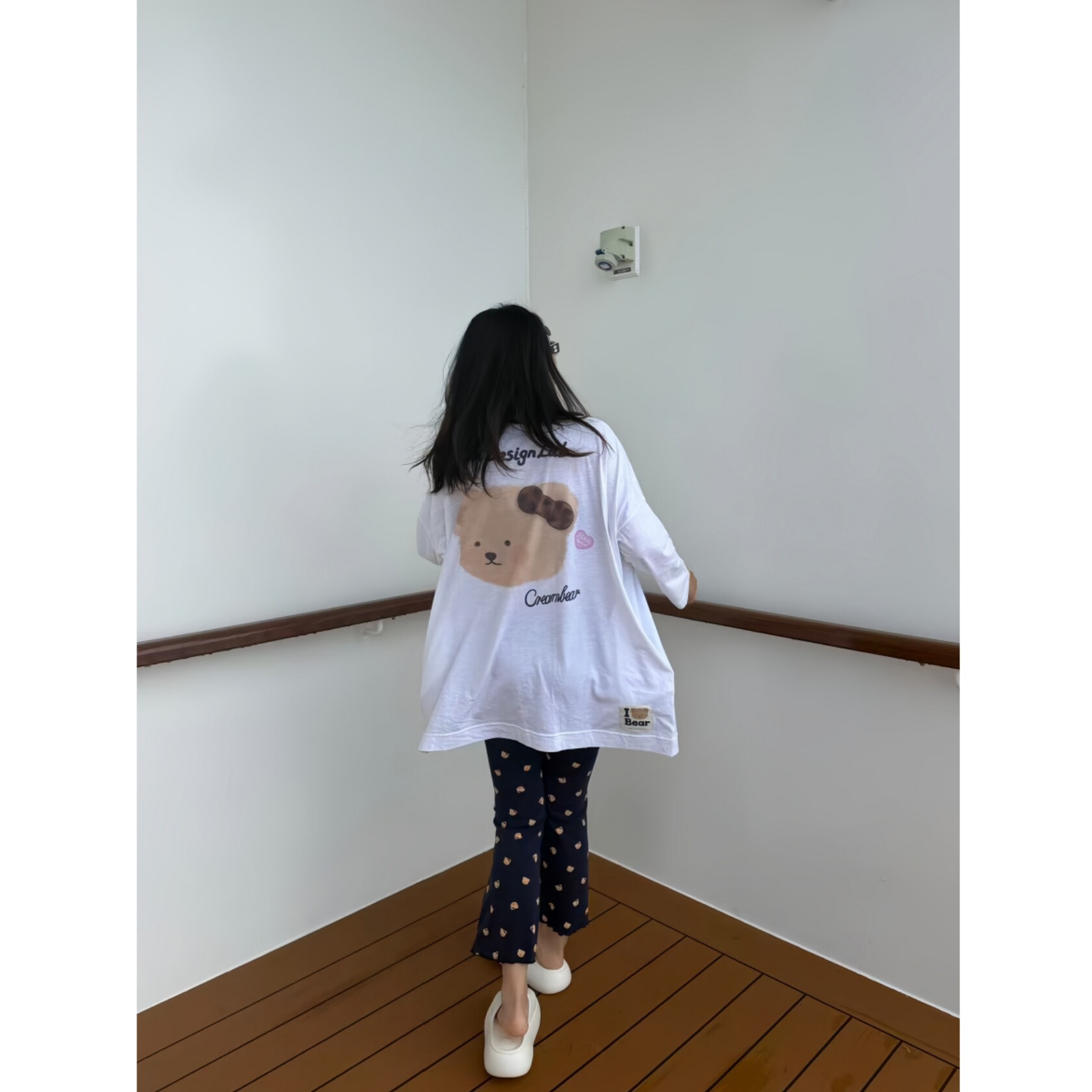 cleanfit宅家风~宽松廓形小熊印花长袖T恤+满印修身喇叭裤女套装