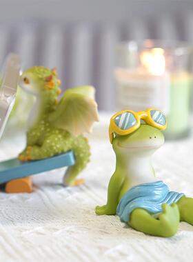 小青蛙摆件治愈情绪稳定工位女生解压办公桌面装饰品可爱手机支架