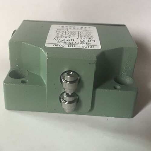 行程组合开关LXZ1-02Z/N W双滚轮触点机床数控机床线切割限位开关