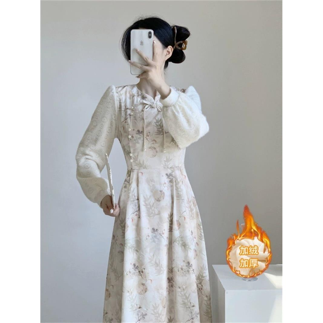 新中式国风碎花连衣裙女秋