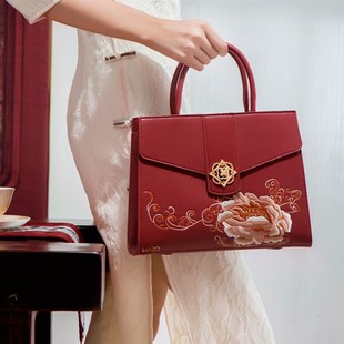 国风牡丹花刺绣红色包包女2024新娘包手提包高级感中年妈妈结婚包