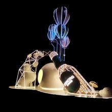 大型户外卡通泡沫玻璃钢发光雕塑定制商业美陈广场景观人物IP主题