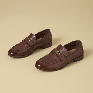 小皮鞋女2025新款配裙子软底不累脚春秋深口单鞋真皮通勤百搭