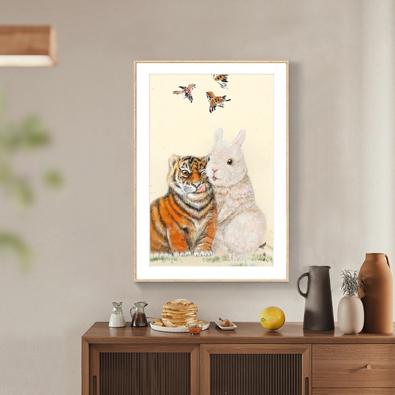 虎抱兔挂画虎抱兔图片玄关画客厅装饰画沙发背景墙壁画卧室挂饰画