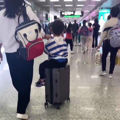 行李箱女结实耐用加厚男生大容量拉杆旅行箱28寸拉链款皮密码箱子