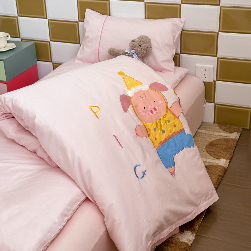 采购产品幼儿园被三件套婴儿午睡被,棉绣被套,六七件套床上用品