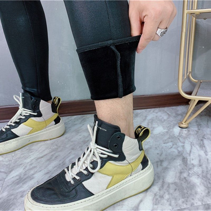 加绒加厚潮男拼接pu皮裤打底韩版紧身秋冬高弹亮面小脚保暖打底裤