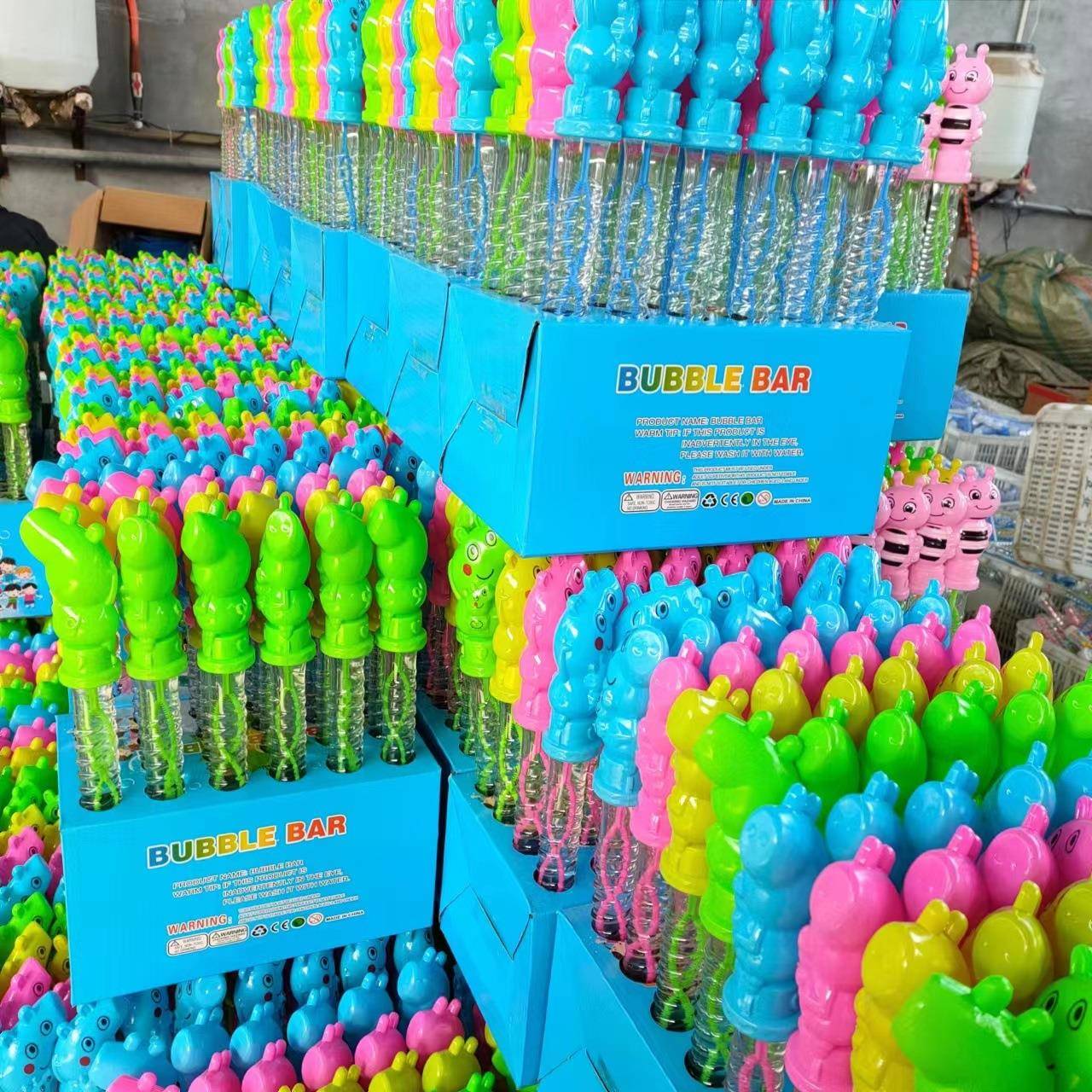 卡通泡泡棒儿童吹泡泡玩具广场公园热卖摆地摊泡泡水成品整箱