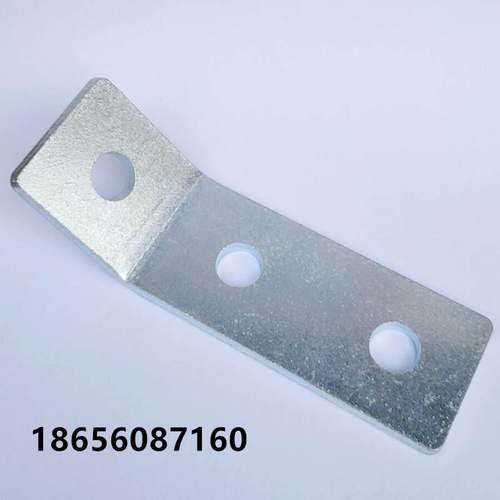 C型钢连接件 抗震支架配件 C型钢135度3孔L型连接片 光伏支架配件