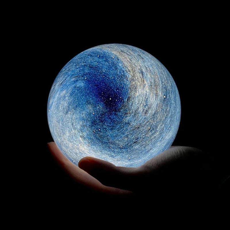 「左耳说」治愈系星空灯球氛围电脑桌面日系小众小摆件女生日礼物