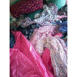 棉布头论斤称卖碎布头零头人造处理床品布料