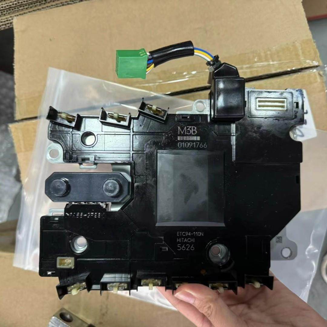 英菲尼迪7速AT自动变速箱01A Q50 Q70 QX70 FX车速传感器电脑阀体