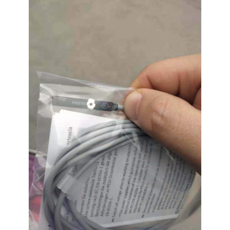 费斯托FESTO气缸磁性开关感应器SME-8M-ZS-24V-K-2,5-OE 543872