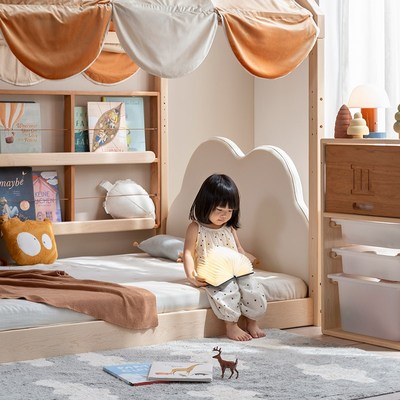 孩在 童话木屋床木屋地台床成长变中高床玩乐帐篷