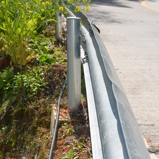 福建乡村波形护栏高速公路热镀锌波形梁钢护栏板道路交通防撞