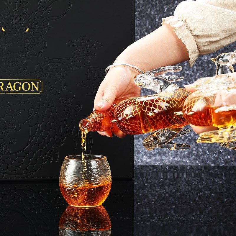 龙形酒瓶加厚帝王龙泡酒瓶十二生肖空酒瓶密封硼硅