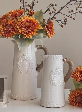 小众白色TC579 i奢ns风式乡法村复古花瓶桌陶瓷轻客厅餐花器摆件