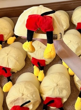 米奇屁屁棒球帽奶黄色可爱女显脸小遮阳防晒帽子设计感百搭鸭舌帽