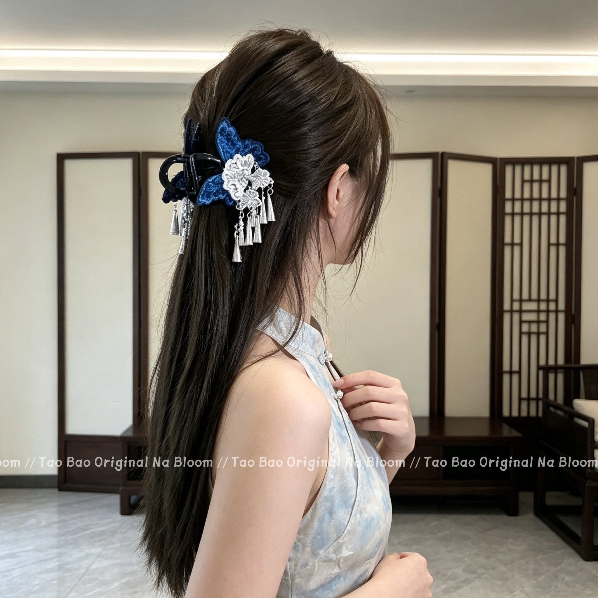 原创苗疆少女宝蓝刺绣蝴蝶流苏抓夹民族风古镇旅拍新中式鲨鱼夹子
