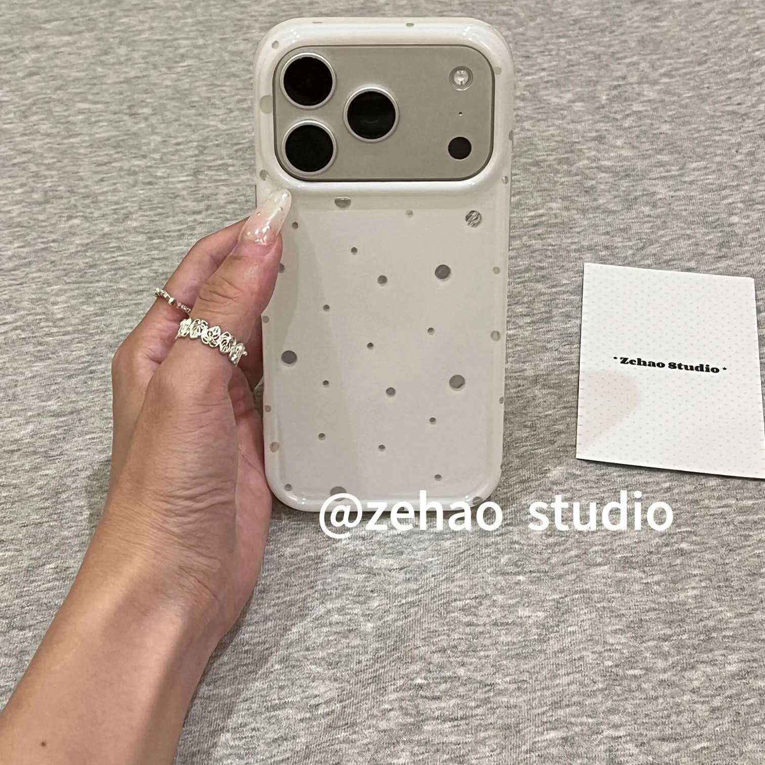 雨柠奶白底错落银波点适用于苹果17promax手机壳iphone16pro新款15个性创意卡通日韩14防摔保护套
