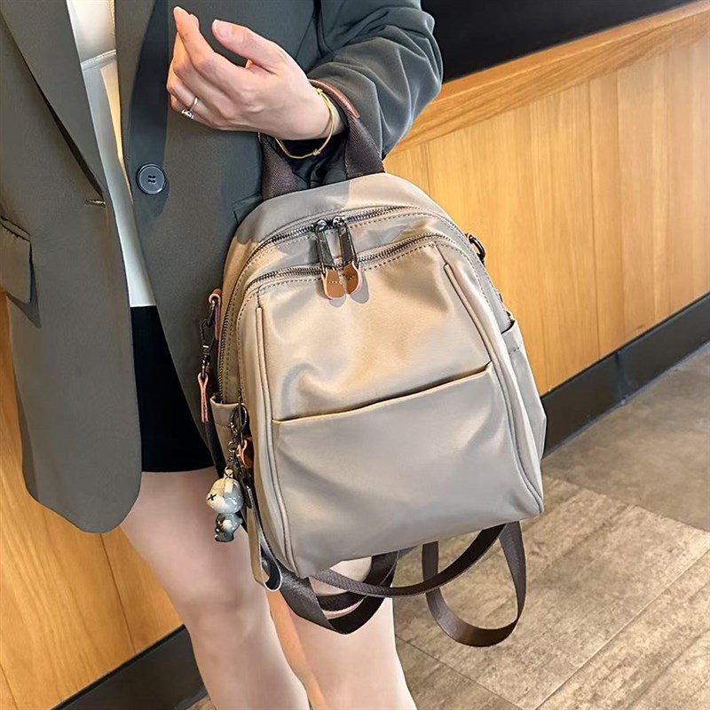 双肩女高级感小众2025新款旅游轻便高颜值牛津布女洋气百搭小背包