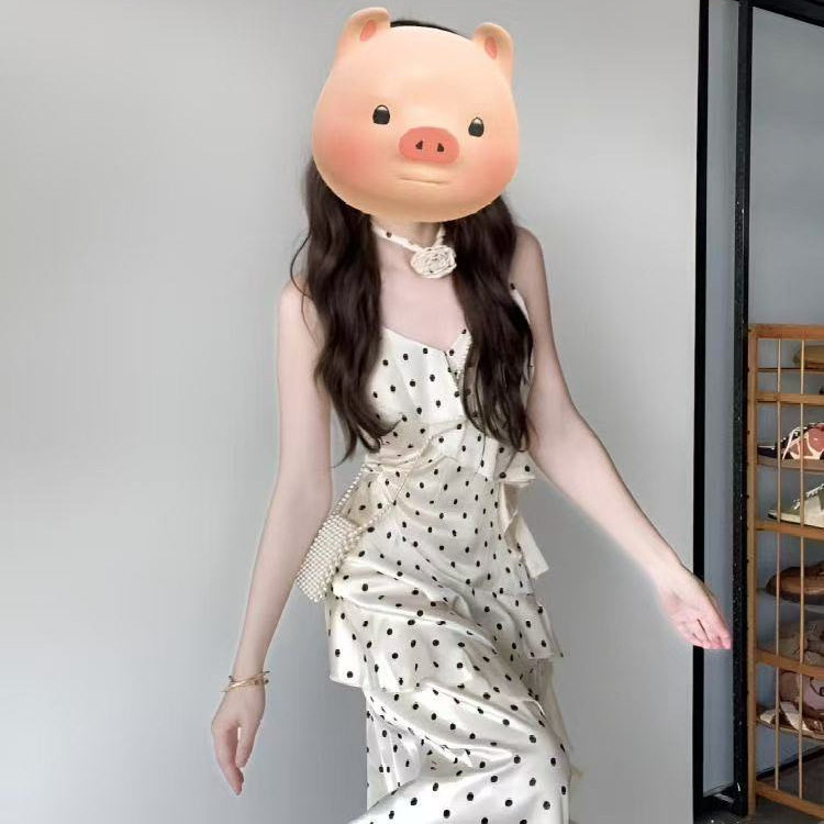 法式波点吊带连衣裙女2026春夏新款收腰显瘦纯欲荷叶边显瘦长裙子