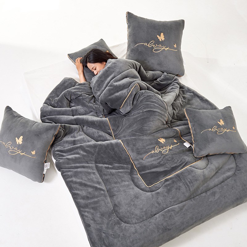 纯色加大抱枕被两用特厚加绒二合一可折叠毛毯办公室卡车沙发睡觉