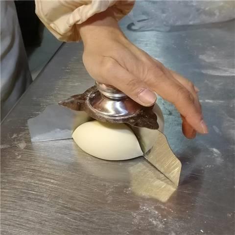模具馍头大枣不锈钢饽饽刀开花馒头三等分切刀四等分开口笑馒