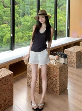 TITI - STUDIO“气质简约”极简撞色假两件上衣+半松紧腰白色短裤