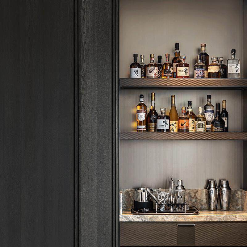 WU物兮物现代展厅样板间酒柜装饰彷真洋酒道具假红酒瓶整体橱柜陈