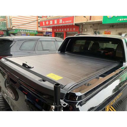 适用nge后盖游奇侠后箱盖皮卡改装后斗盖猛禽Ft9卷帘盖