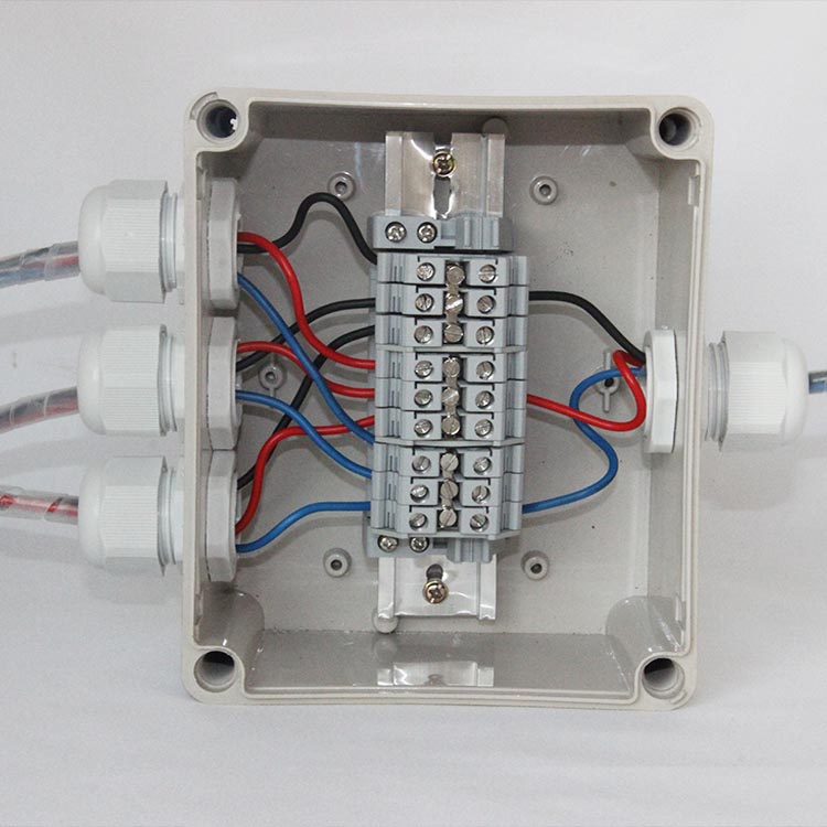 200x150x100mm防水接线盒1进3出电缆过线工控盒9位6平方分线端子