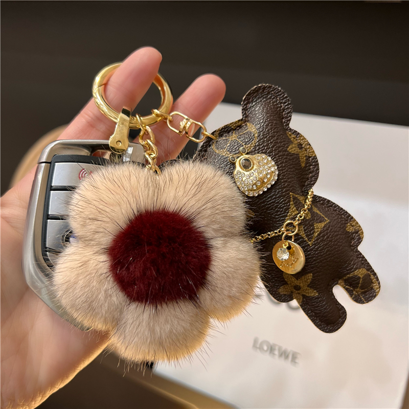 韩国个性创意简约水貂花汽车钥匙扣挂件网红可爱毛绒球书包包挂饰