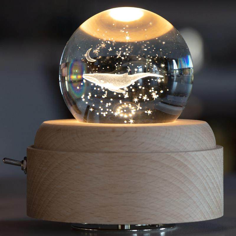 鲸鱼月亮水晶球音乐盒八音盒旋转夜灯女生生日平安夜圣诞节礼物,家居饰品,音乐盒,淘宝优惠券,粉丝福利购,淘宝优惠卷