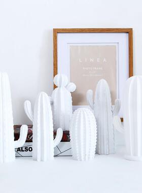 北欧简约仙人掌摆件创意家居装饰品客厅卧室电视柜仙人柱摄影道具