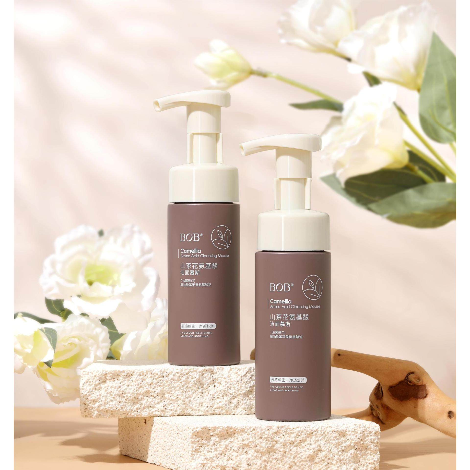 BOB山茶花氨基酸洁面慕斯深层清洁毛孔黑头保湿干油皮洗面奶
