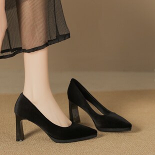 黑色礼仪高跟鞋女k2024新款粗跟尖头气质防水台单鞋百搭职业工作
