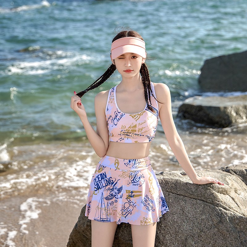 大码夏泳衣女胖mm分体三件套罩衫防晒显瘦保守高级感海边度假泳装